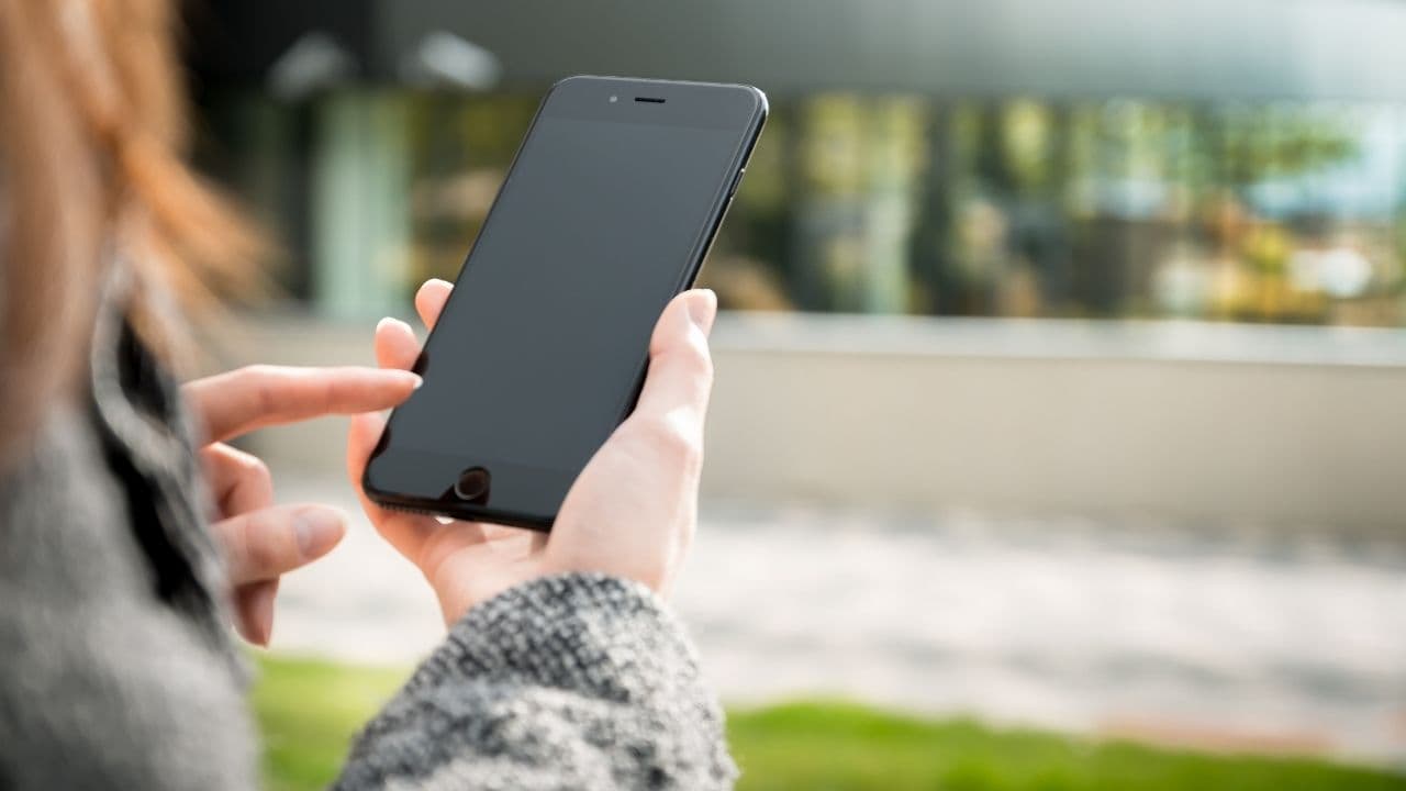 LINEで友達を削除するとどうなる?基本の仕組みと表示の変化