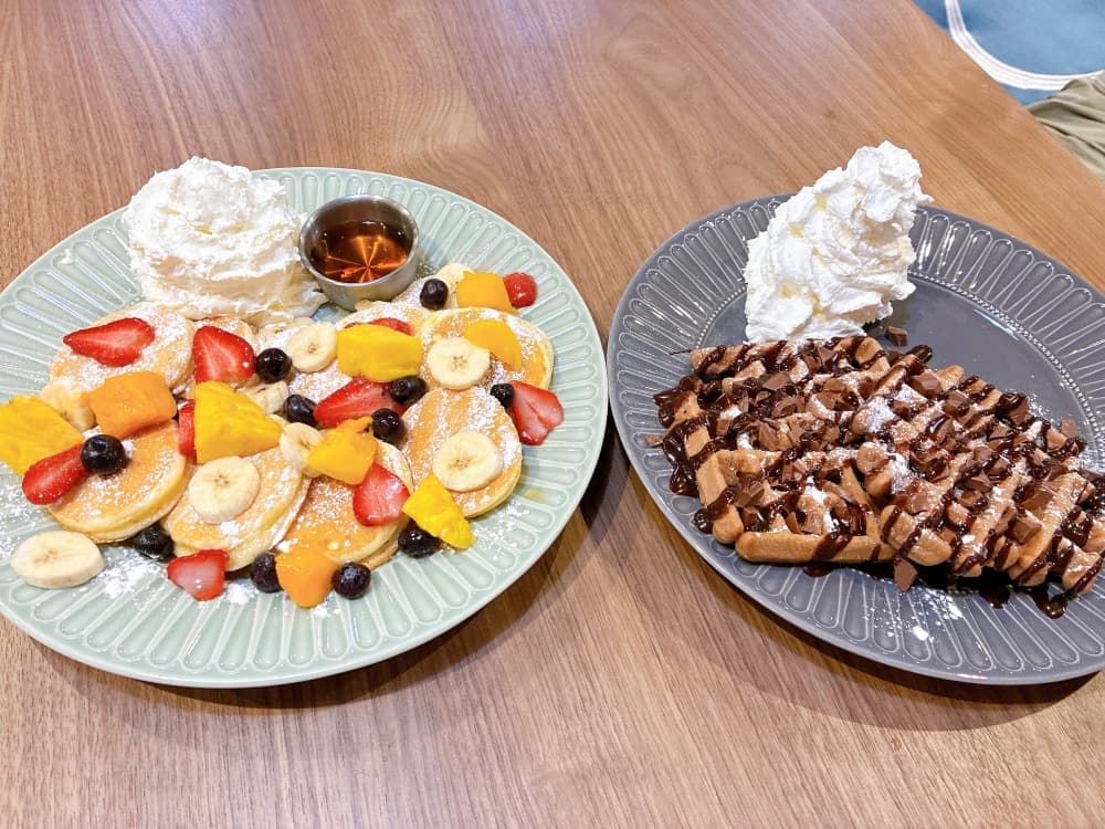 四条烏丸　Linoday1 ハウオリパンケーキ＆チョコワッフル